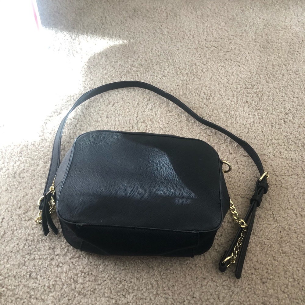 Small crossbody bag